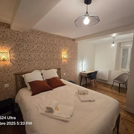 Saturne - Sils , 4 Bedrooms And 2 Bathrooms *