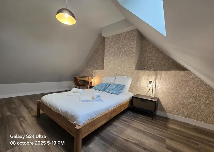 Saturne - Sils , 4 Bedrooms And 2 Bathrooms *