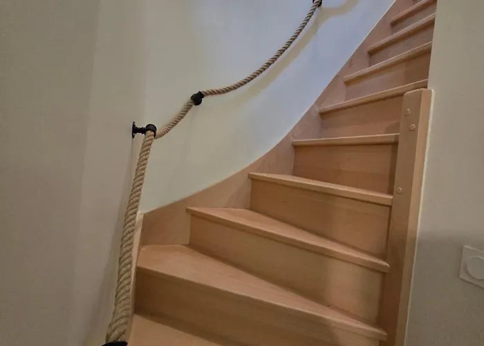 Saturne - Sils , 4 Bedrooms And 2 Bathrooms *